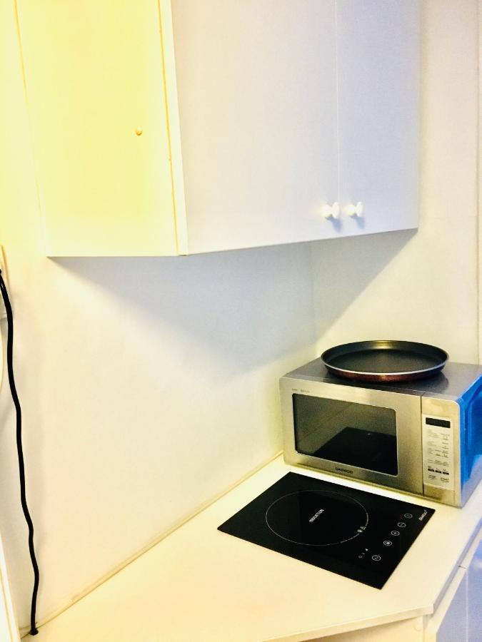 شقة Romantic Studio In Budapest 12Th District Close To Mom Park المظهر الخارجي الصورة